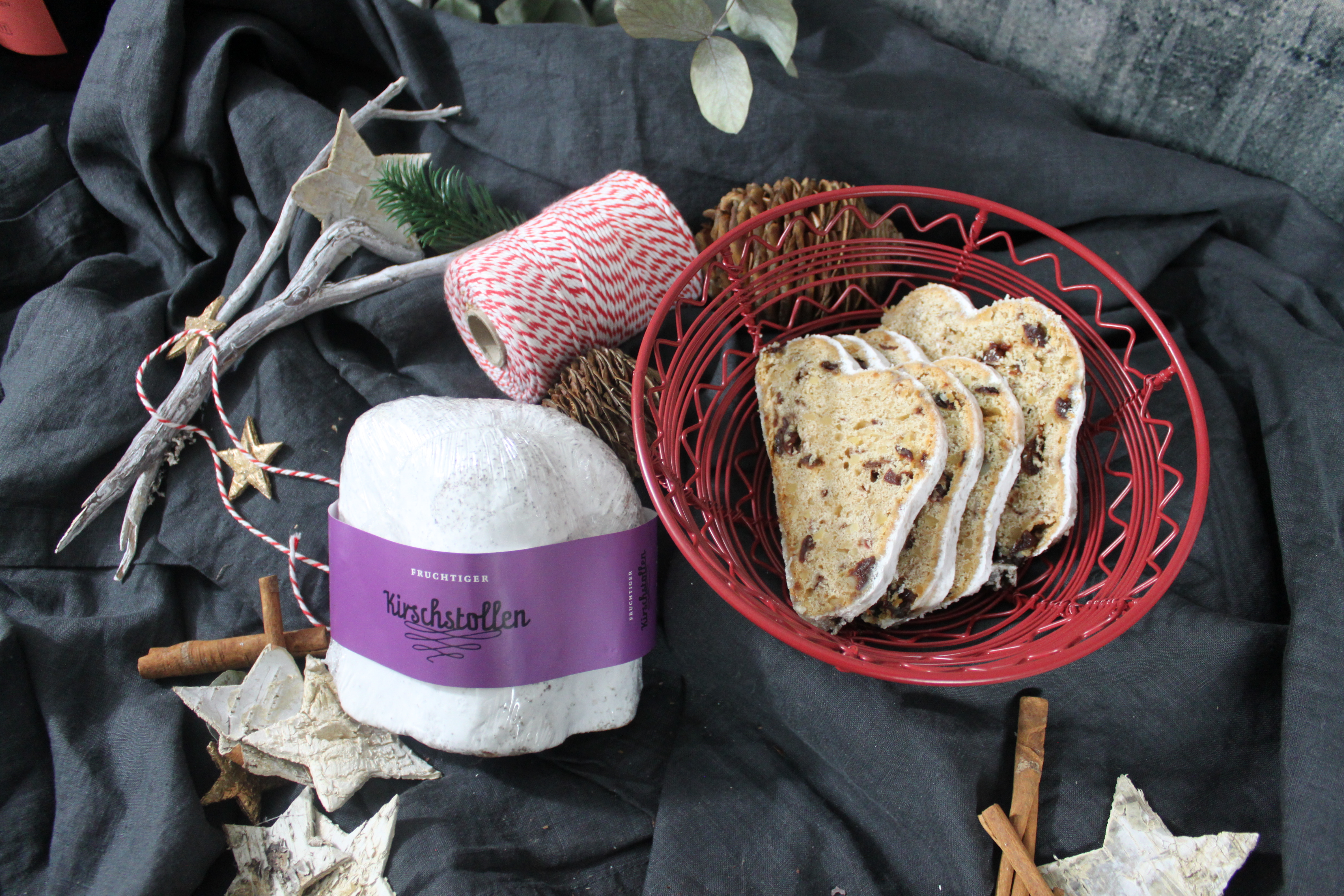 Kirschstollen // halb