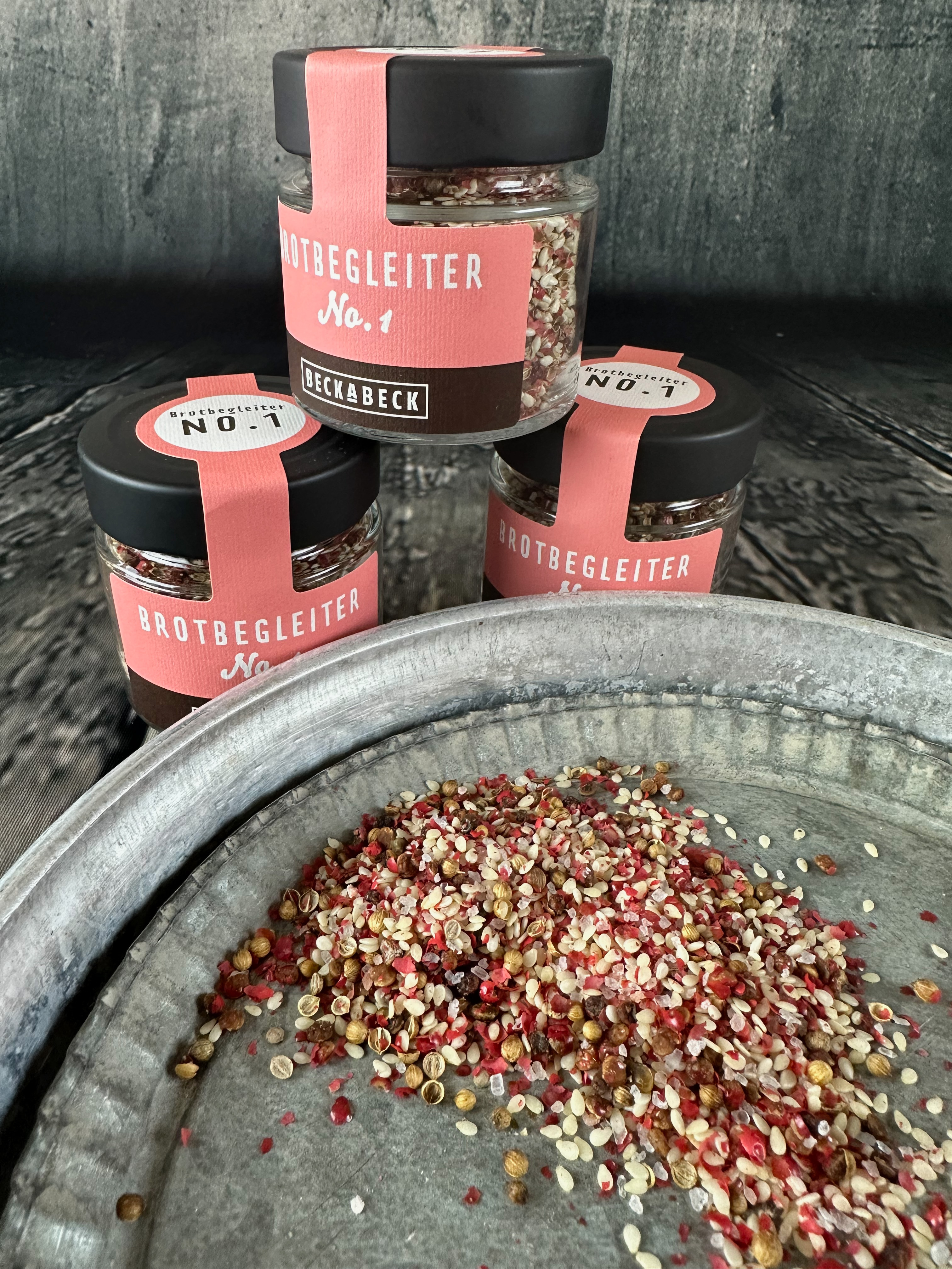 Brotbegleiter NO. 1