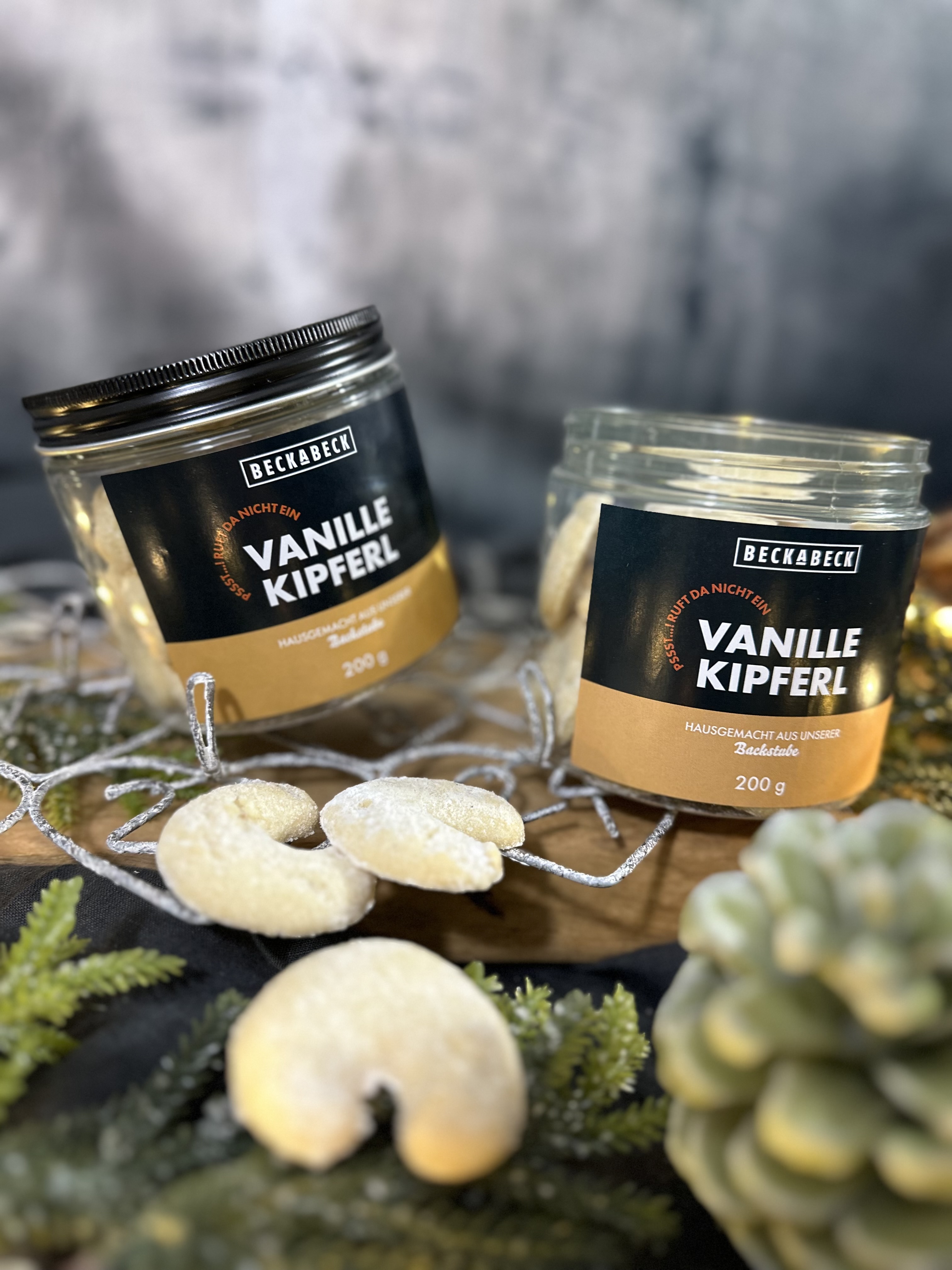 Vanillekipferl in der Dose