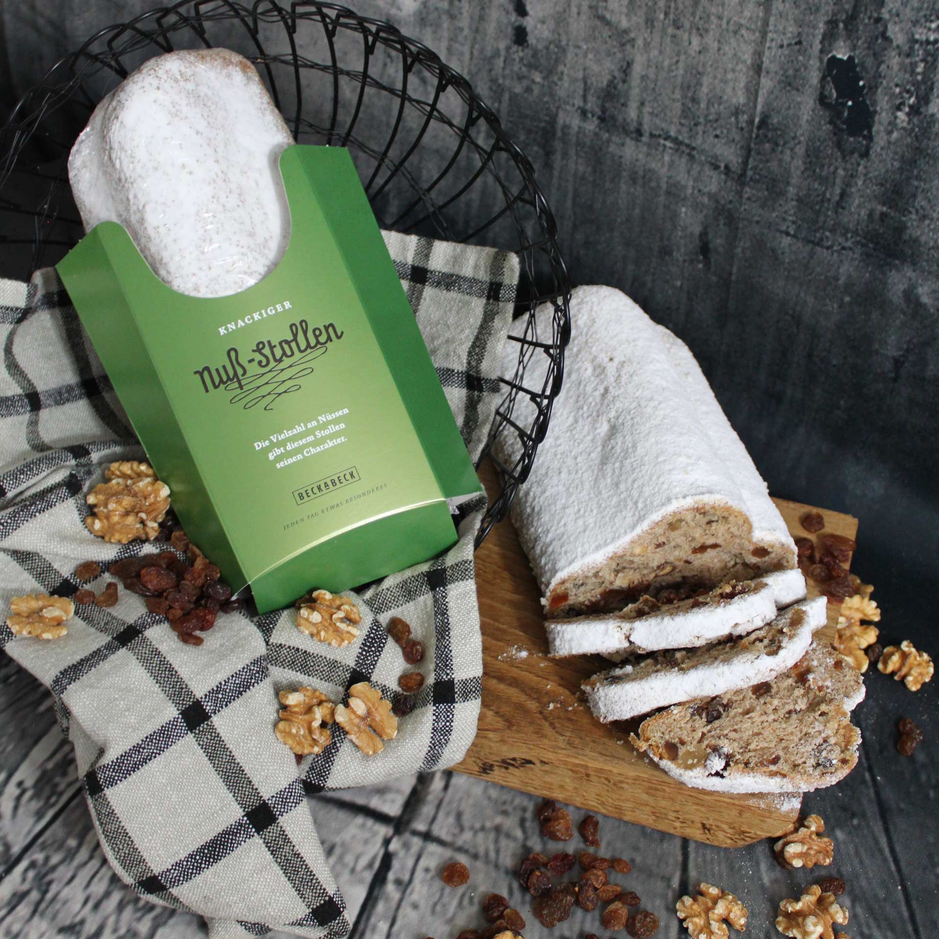 Nussstollen