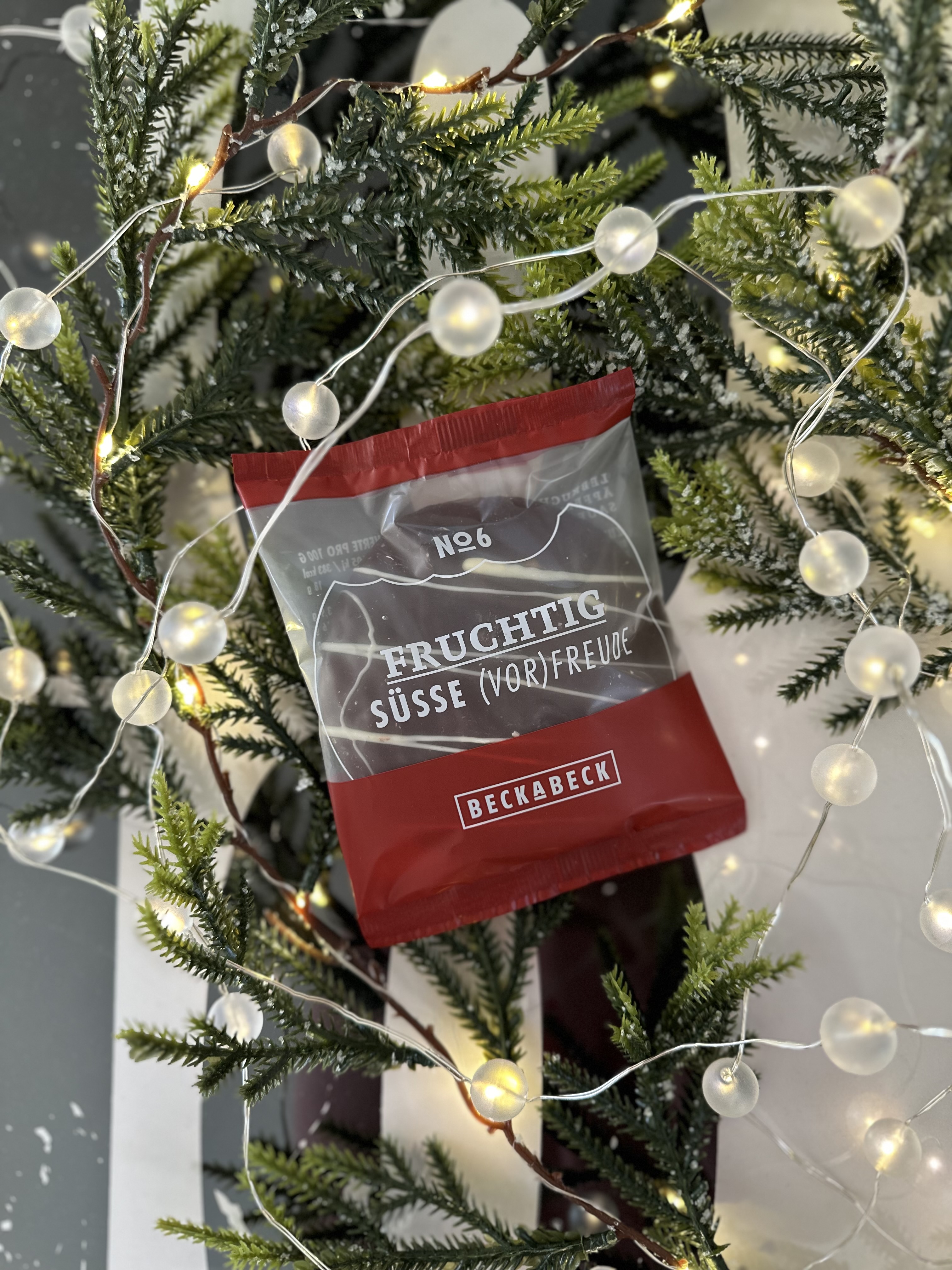  NO. 6 - Lebkuchen mit Äpfeln und Sauerkirschen